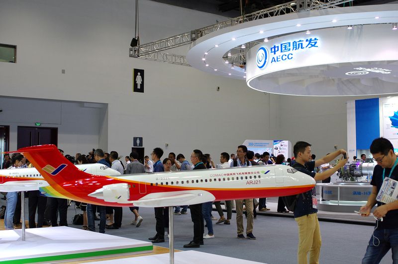 &copy; Reuters. FILE PHOTO:  A model of China&apos;s ARJ21 aircraft by COMAC is displayed at Aviation Expo China 2017 in Beijing