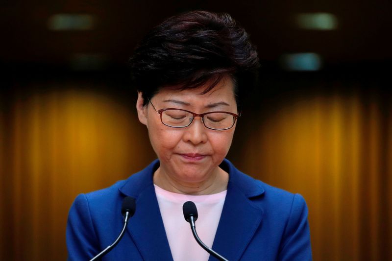 © Reuters. الرئيسة التنفيذية لهونج كونج تلقي كلمة أمام مجلس حقوق الإنسان الثلاثاء