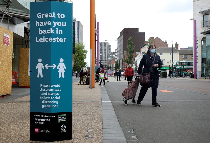 &copy; Reuters. 英中部のレスターで都市封鎖、若年層などでコロナ感染急増