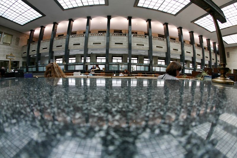 &copy; Reuters. A general view of the customer&apos;s hall in the Bulgarian National Bank in Sofia