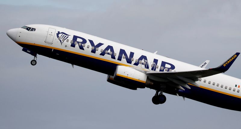 &copy; Reuters. A Ryanair plane takes off from Manchester Airport as the spread of the coronavirus disease (COVID-19) continues in Manchester