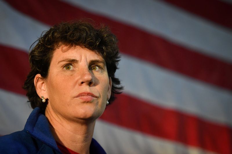 © Reuters. FILE PHOTO: U.S. Democratic congressional candidate Amy McGrath speaks during a campaign event in Versailles