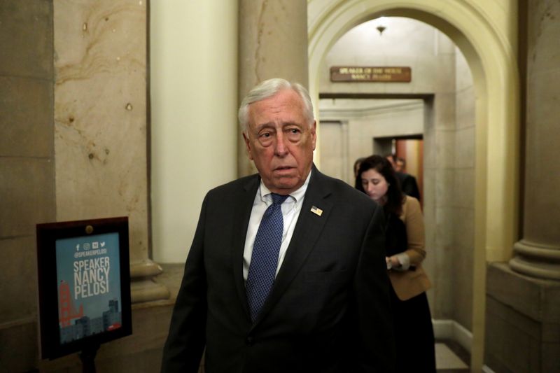 &copy; Reuters. House Majority Leader Steny Hoyer (D-MD) walks out from the House Speaker Nancy Pelosi office on Capitol Hill in Washington