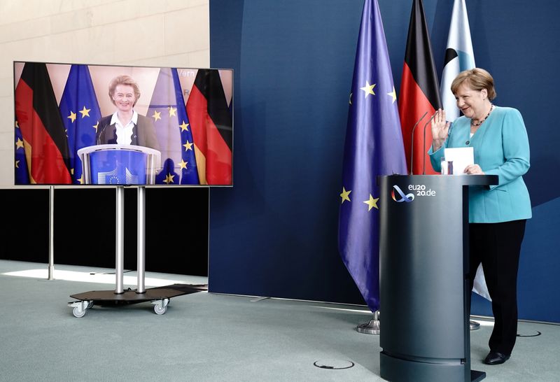 &copy; Reuters. German Chancellor Merkel and head of the European Commission von der Leyen hold joint news conference