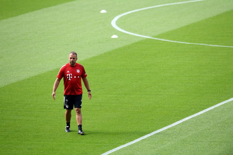 &copy; Reuters. فليك: بايرن يخشى من سرعة ليفركوزن قبل نهائي كأس ألمانيا