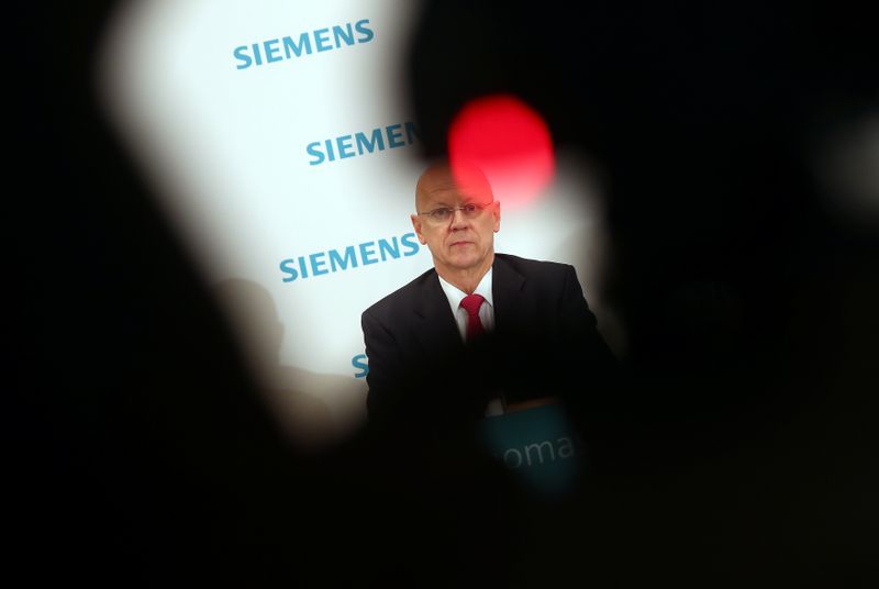 &copy; Reuters. Siemens annual shareholders meeting in Munich