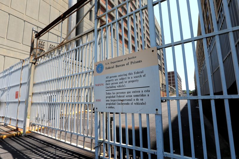 © Reuters. Metropolitan Detention Center where Ghislaine Maxwell is being held in Brooklyn New York