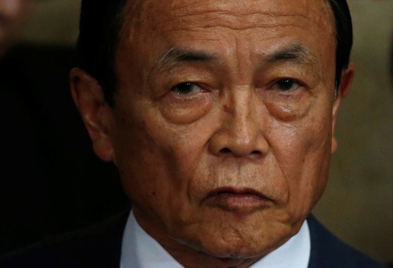 &copy; Reuters. 九州豪雨、予備費等々を活用した対応急ぐ＝麻生財務相