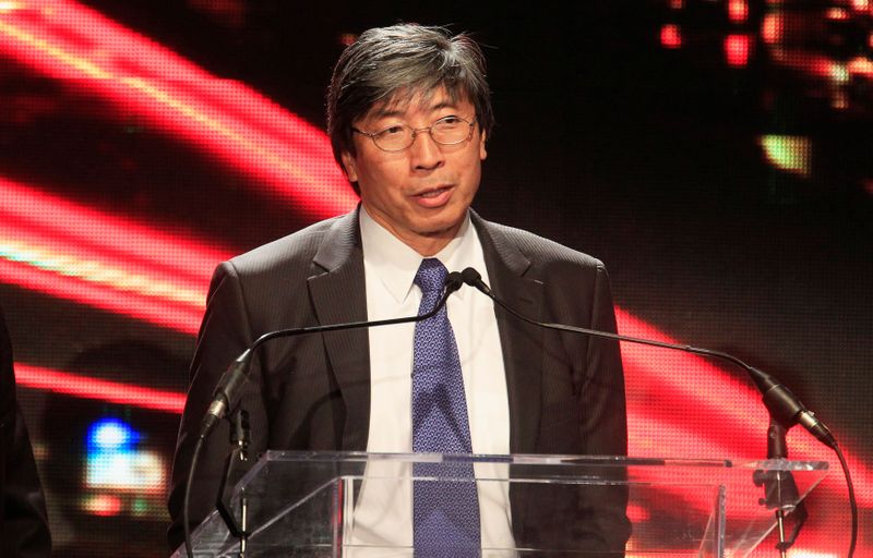 &copy; Reuters. FILE PHOTO: Dr. Patrick Soon-Shiong chairman of Chan Soon-Siong Foundation, speaks after receiving &quot;Treasures of Los Angeles&quot; award in Los Angeles