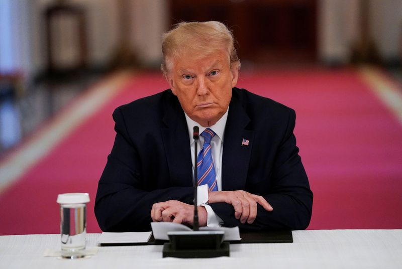 &copy; Reuters. FOTO DE ARCHIVO: El presidente de Estados Unidos Donald Trump en la Sala Este de la Casa Blanca en Washington, EEUU, el 7 de julio de 2020