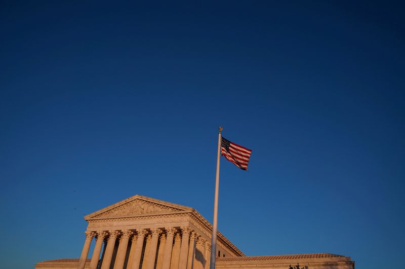 &copy; Reuters. FILE PHOTO: Supreme Court Building