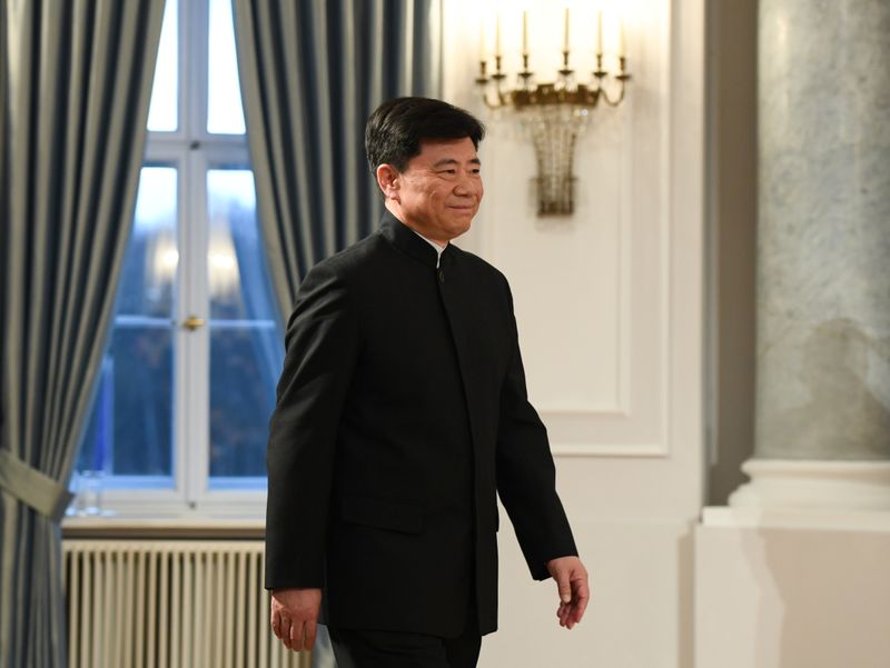 © Reuters. صحيفة: ألمانيا تستدعي السفير الصيني بشأن قانون الأمن القومي في هونج كونج