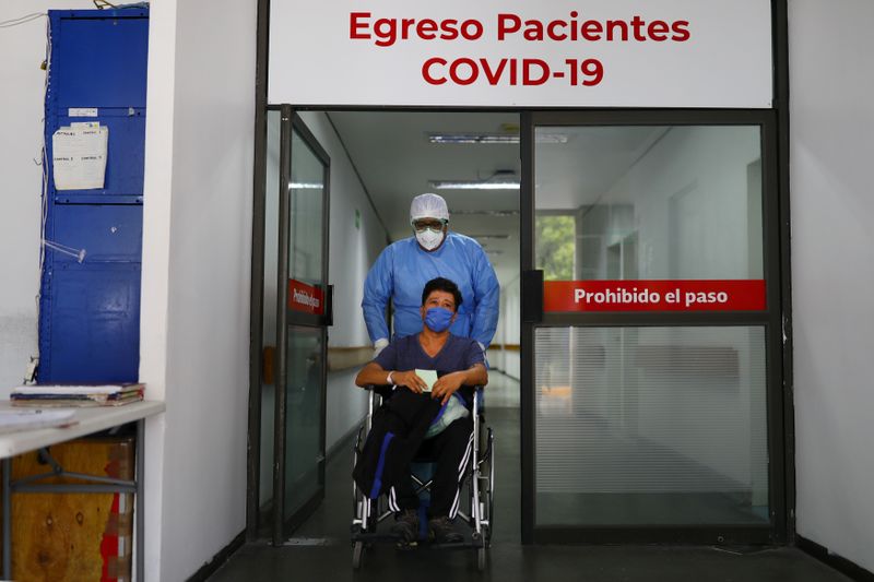 &copy; Reuters. メキシコのコロナ死者数、英を抜き世界3位　中南米で感染急拡大