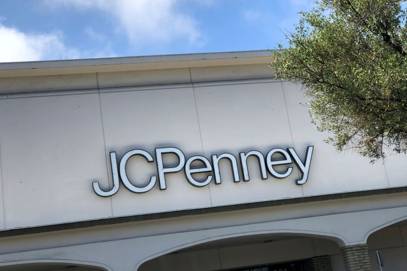 &copy; Reuters. FILE PHOTO: A JC Penney store is shown in Oceanside, California
