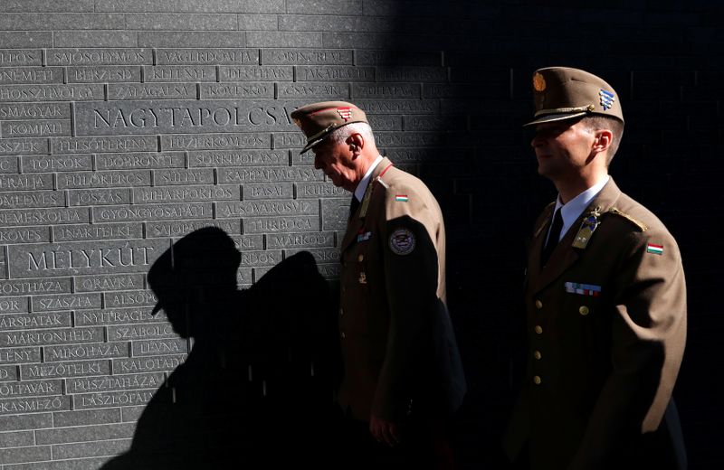 © Reuters. Unveiling ceremony of the 'Memorial of National Unity' in Budapest