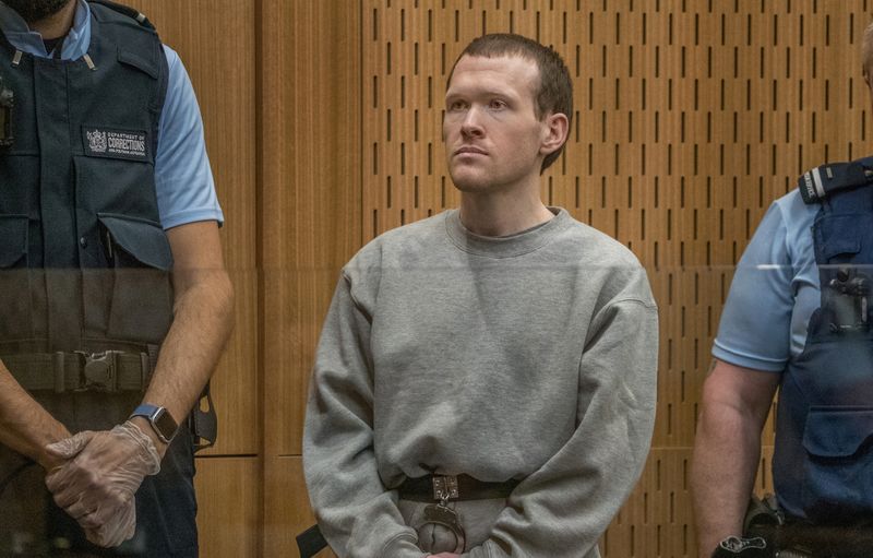 &copy; Reuters. Brenton Tarrant, el autor de los disparos en dos mezquitas de Christchurch (Nueva Zelanda), durante su sentencia en el Tribunal Supremo de dicha ciudad