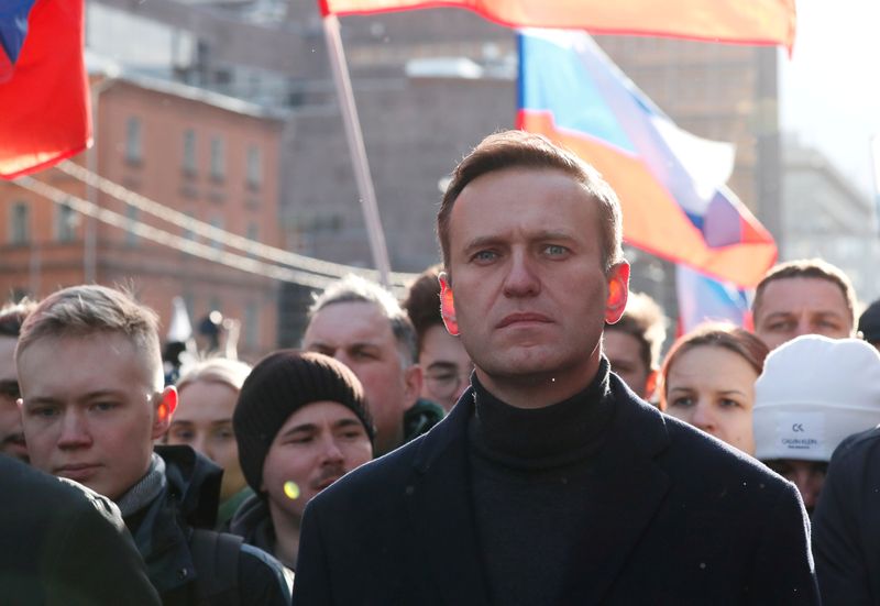 &copy; Reuters. FILE PHOTO: Russian opposition politician Alexei Navalny takes part in a rally to mark the 5th anniversary of opposition politician Boris Nemtsov&apos;s murder and to protest against proposed amendments to the country&apos;s constitution, in Moscow