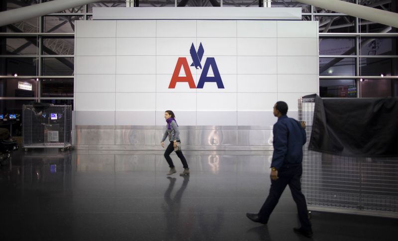 © Reuters. AMERICAN AIRLINES POURRAIT SUPPRIMER 19.000 POSTES DE PLUS SANS AIDE