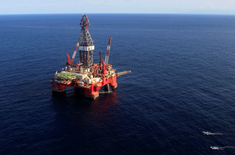 &copy; Reuters. A general view of the Centenario deep-water oil platform in the Gulf of Mexico off the coast of Veracruz