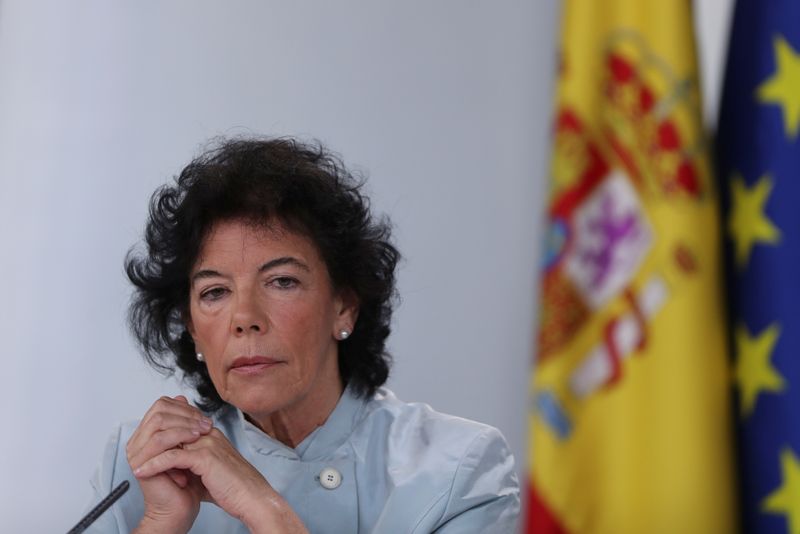 © Reuters. FOTO DE ARCHIVO: La ministra española de Educación y Formación Profesional, Isabel Celáa, durante una rueda de prensa en el Palacio de la Moncloa