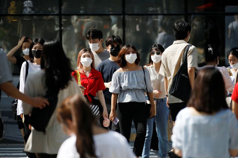 &copy; Reuters. 韓国、コロナ新規感染が3月上旬以来の高水準　在宅勤務呼び掛け