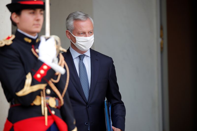 © Reuters. FRANCE: LA CONTRACTION DU PIB POURRAIT ÊTRE INFÉRIEURE À 11% EN 2020, DIT LE MAIRE