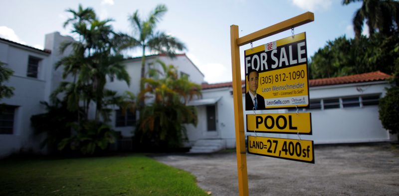 &copy; Reuters. FILE PHOTO: A for sale sign sits outside a house in Miami Beach