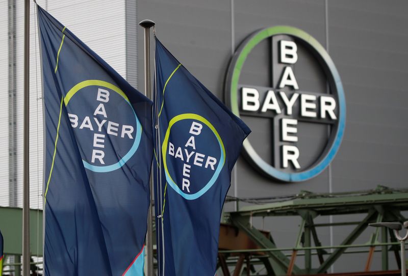 &copy; Reuters. FILE PHOTO: Logo and flags of Bayer AG are pictured outside a plant in Wuppertal, Germany