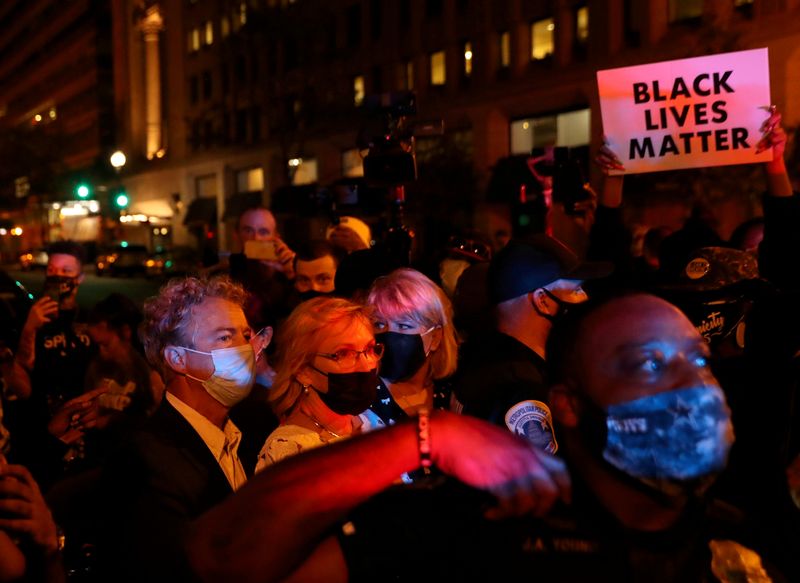 © Reuters. Protest in Washington