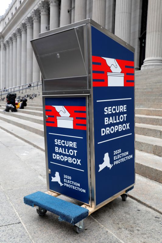 © Reuters. New York State and City legislators rally for legislation to allow absentee ballot drop box locations across the state in New York