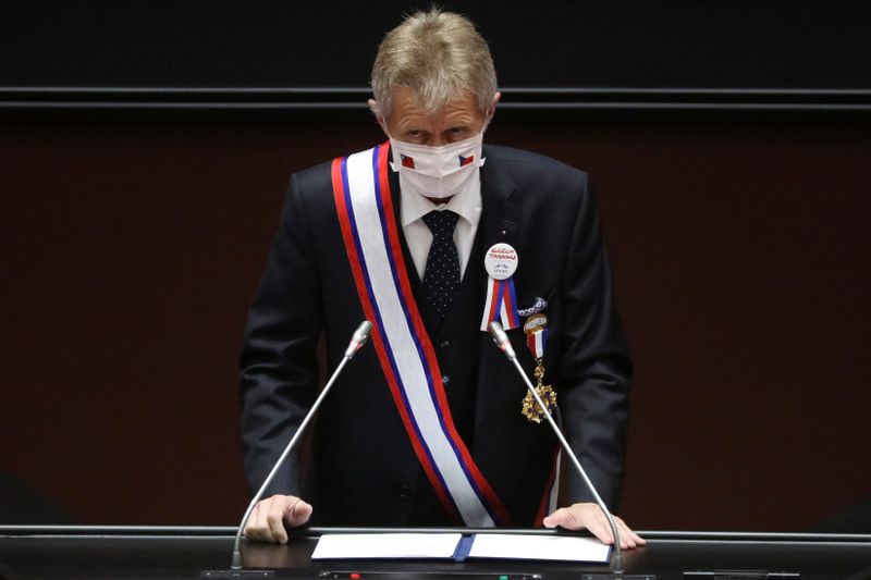 © Reuters. Czech senate president Milos Vystrcil delivers a speech at the main chamber of the Legislative Yuan in Taipei