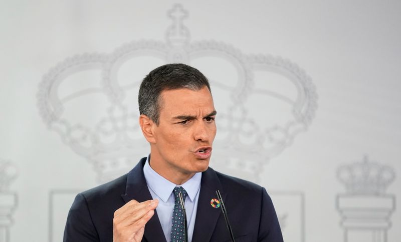 &copy; Reuters. News conference of Spanish Prime Minister Pedro Sanchez in Madrid