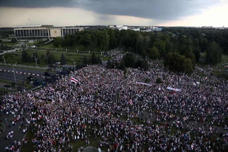 &copy; Reuters. Opposition demonstration to protest against presidential election results in Minsk