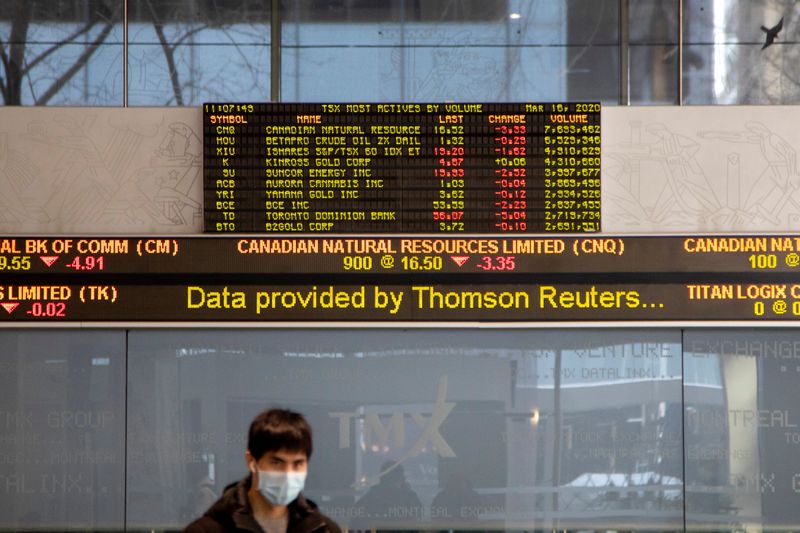 © Reuters. The number of novel coronavirus cases continues to grow in Toronto