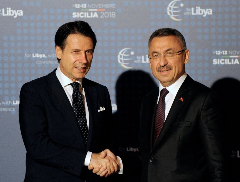 © Reuters. تركيا تدعم وقف إطلاق النار في ليبيا لكن الشكوك تراودها بعد رفض حفتر