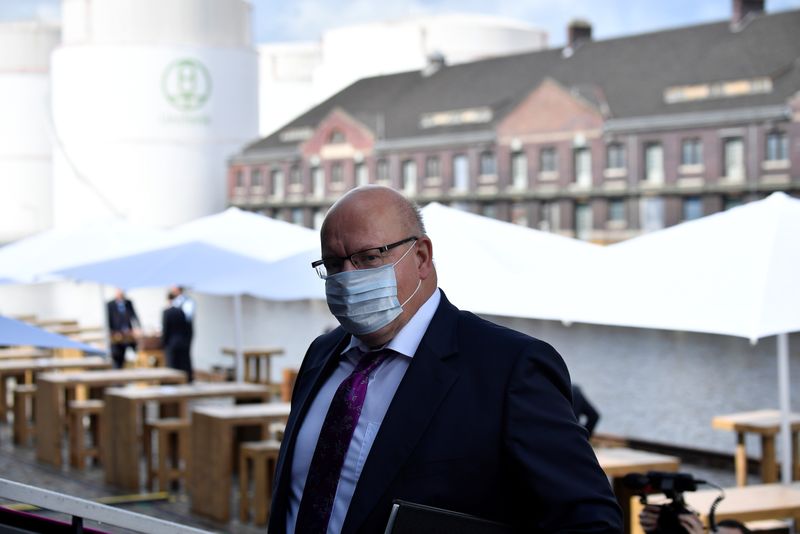 &copy; Reuters. German Economy Minister Peter Altmaier arrives for a meeting with the leadership of the conservative CDU/CSU parliamentary group, in Berlin