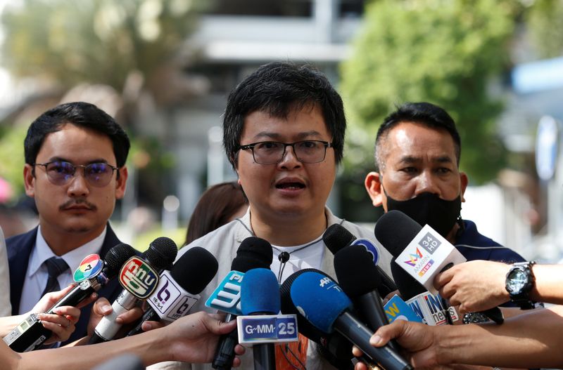 &copy; Reuters. Human rights lawyer Anon Nampa arrives at court in Bangkok