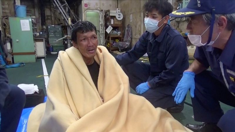 &copy; Reuters. وكالة: وفاة عضو ثان من طاقم سفينة شحن انقلبت قبالة اليابان بعد إنقاذه