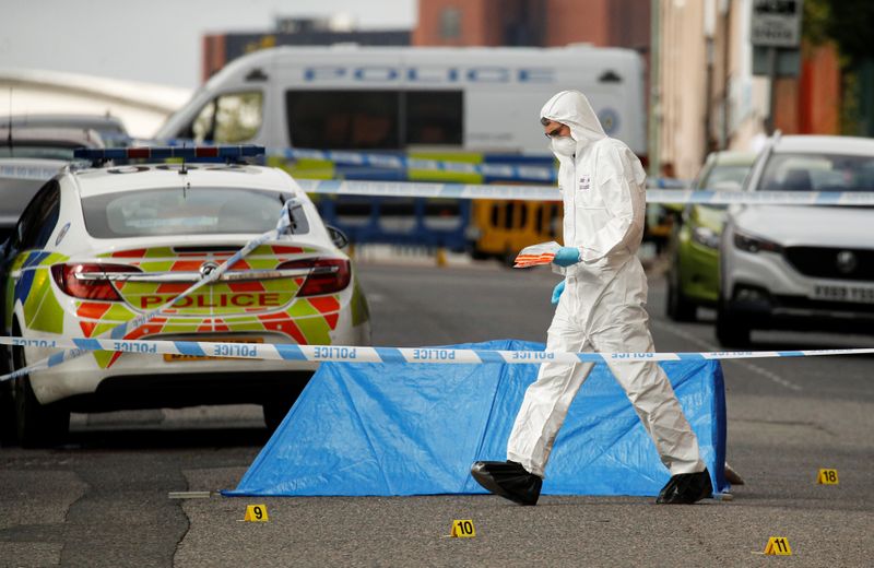 &copy; Reuters. شرطة برمنجهام تبحث عن مشتبه به في حوادث طعن