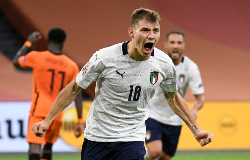 &copy; Reuters. هدف باريلا يمنح إيطاليا الفوز على هولندا والعودة للانتصارات