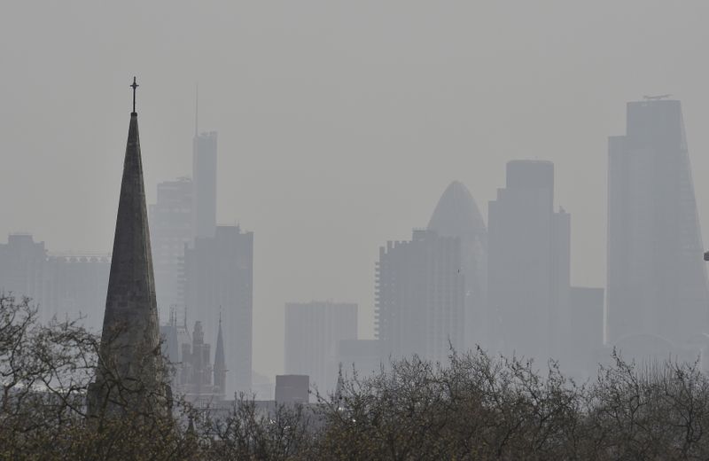 &copy; Reuters. FILE PHOTO: City of London financial district is seen from Primrose Hill as high air pollution obscures the skyline over London