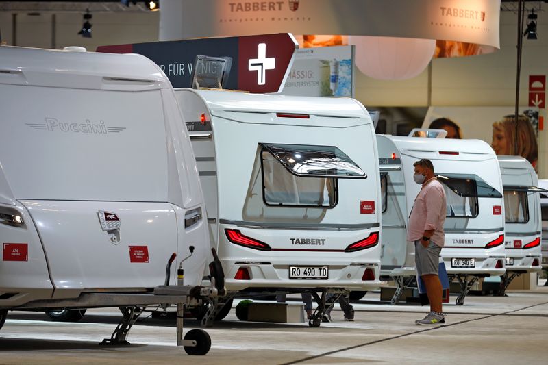 &copy; Reuters. Feira de motorhomes e acampamento em Dusseldorf