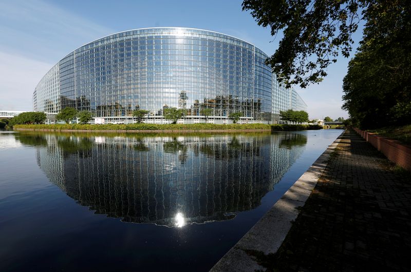 © Reuters. FILE PHOTO: The building of the European Parliament is seen in Strasbourg