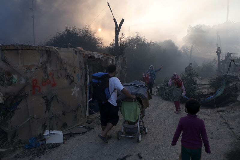 &copy; Reuters. Fire breaks out at Greece&apos;s overcrowded Moria refugee camp