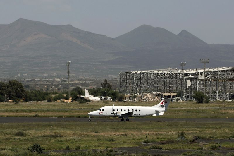 &copy; Reuters. A plane operated by the Doctors Without Borders (MSF) medical relief agency prepares to take off at Sanaa airport in Sanaa