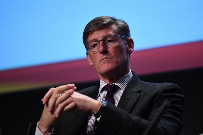 © Reuters. FILE PHOTO: Chief Executive Officer of Citigroup Michael Corbat speaks at a European Financial Forum event in Dublin