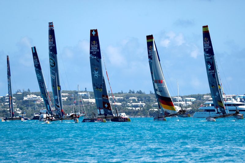 &copy; Reuters. FILE PHOTO: Sailing - Youth America&apos;s Cup Finals -