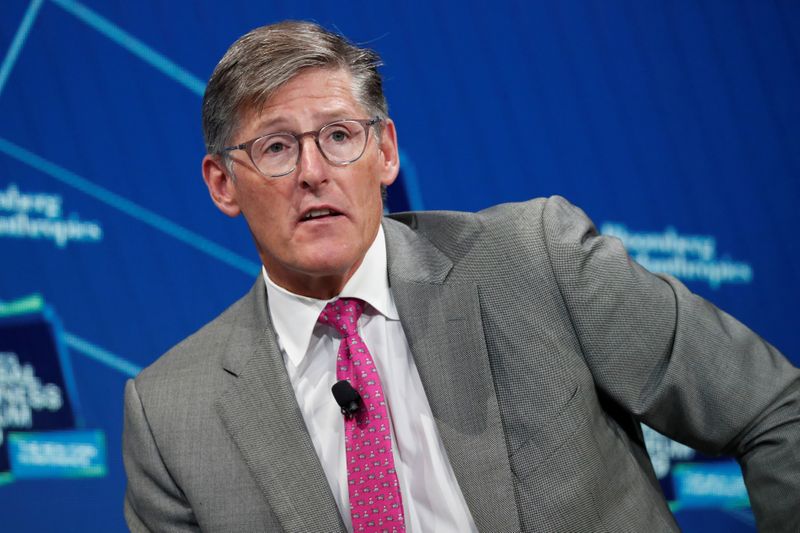 © Reuters. Michael Corbat, CEO of Citigroup, speaks during the Bloomberg Global Business Forum in New York City, New York
