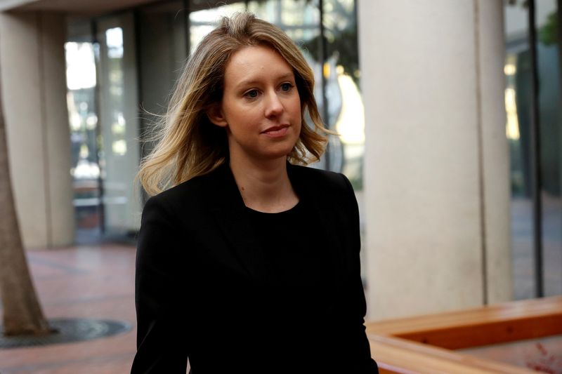 &copy; Reuters. FILE PHOTO: Former Theranos CEO Elizabeth Holmes arrives for a hearing at a federal court in San Jose