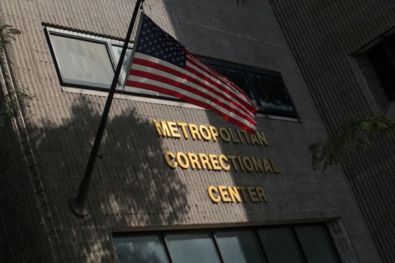 &copy; Reuters. FILE PHOTO: Metropolitan Correctional Center jail where financier Jeffrey Epstein was being held awaiting trial in his sex trafficking trial in the Manhattan borough of New York City